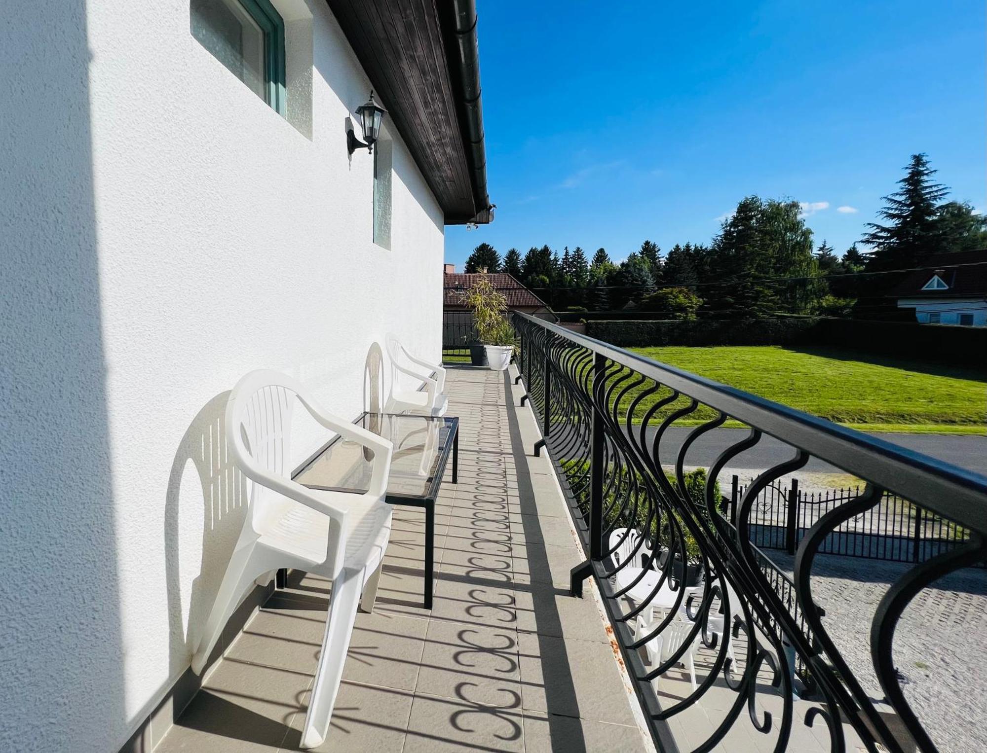 White House Zalakaros Hotel Bagian luar foto
